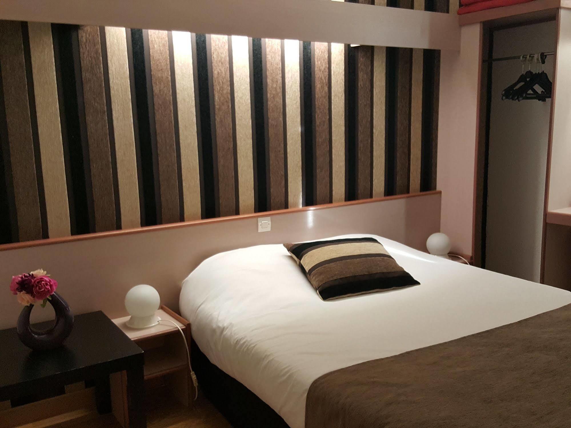 Hotel Eclipse Magnanville Ngoại thất bức ảnh